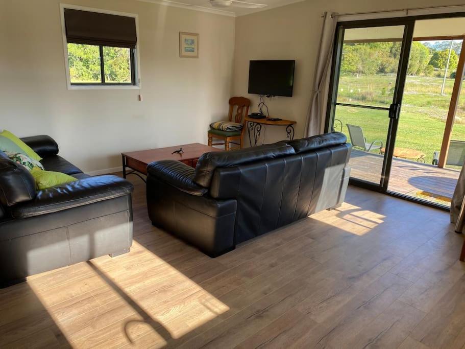Pinbarren Green Lodges Noosa Dış mekan fotoğraf